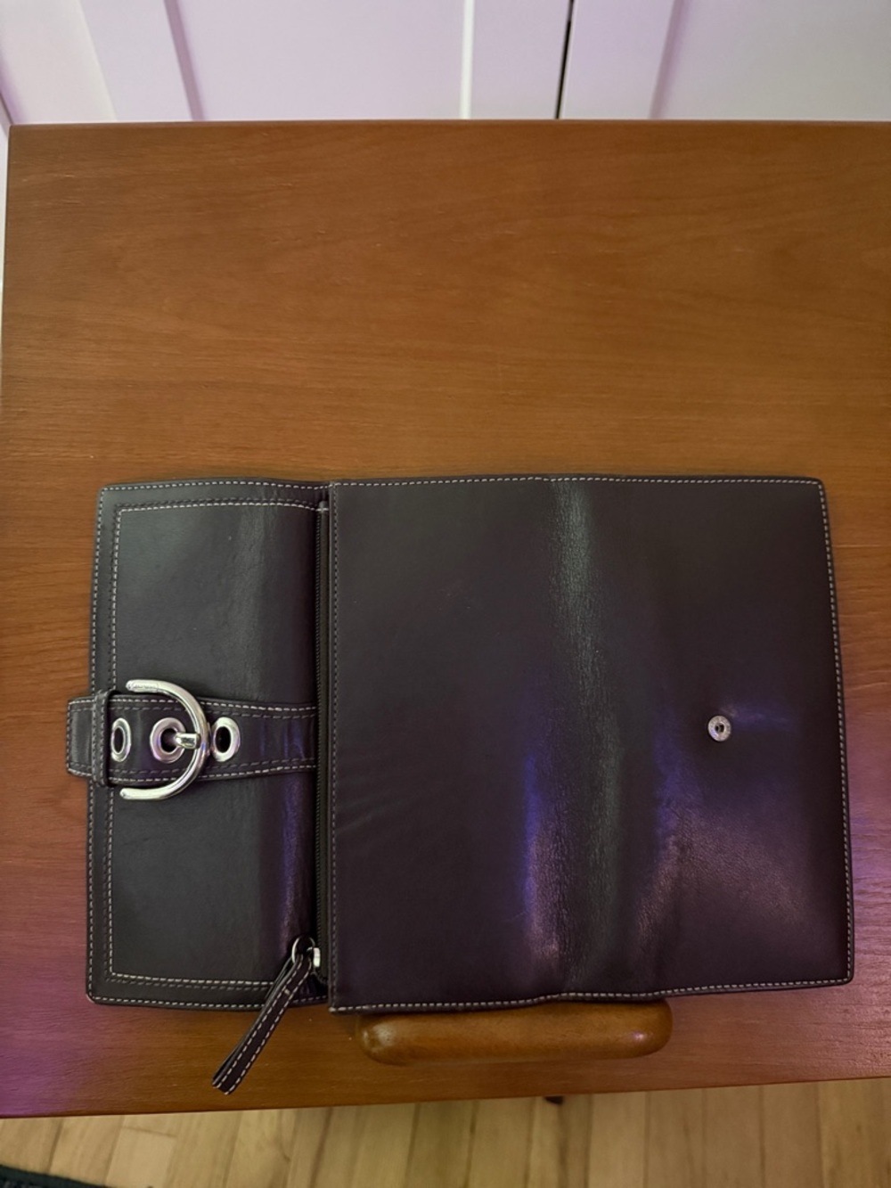 Vintage Coach Y2K soho trifold leather wallet stitch detail silver buckle - Picture 7 of 16